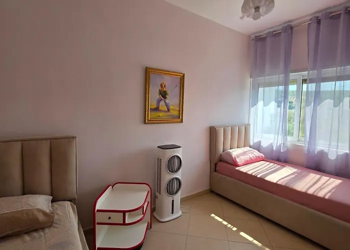 At Konan's Vlorë